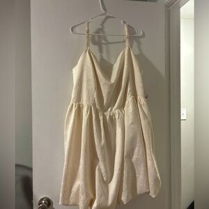 Arula Ivory Bubble Hem Floral Mini Dress NWT